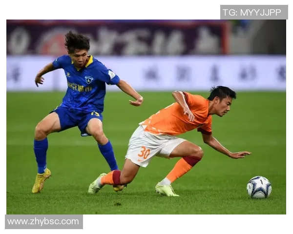 南京足球队的奋斗历程与大师赛的荣耀之路探秘