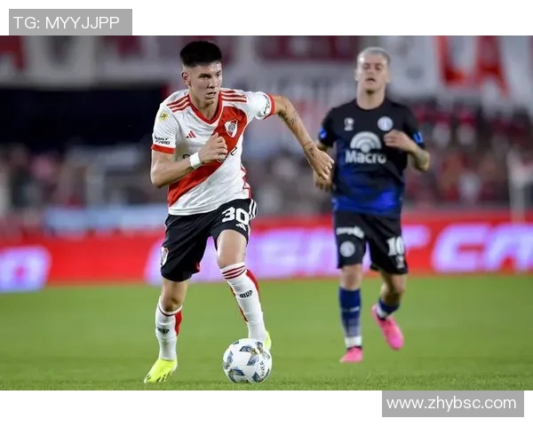 南美足球明星全解析及其辉煌成就与个人资料详解