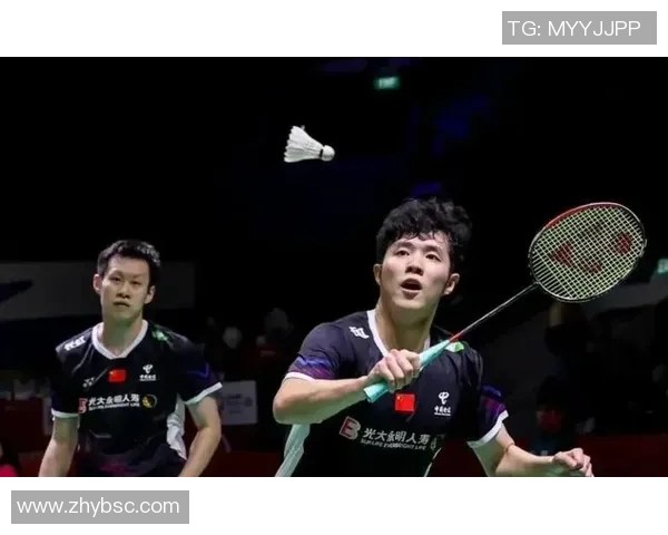 武汉羽毛球队在城市联赛中以60分稳居积分榜首位展现强劲实力